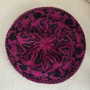 Vintage Liz Claiborne knit hat